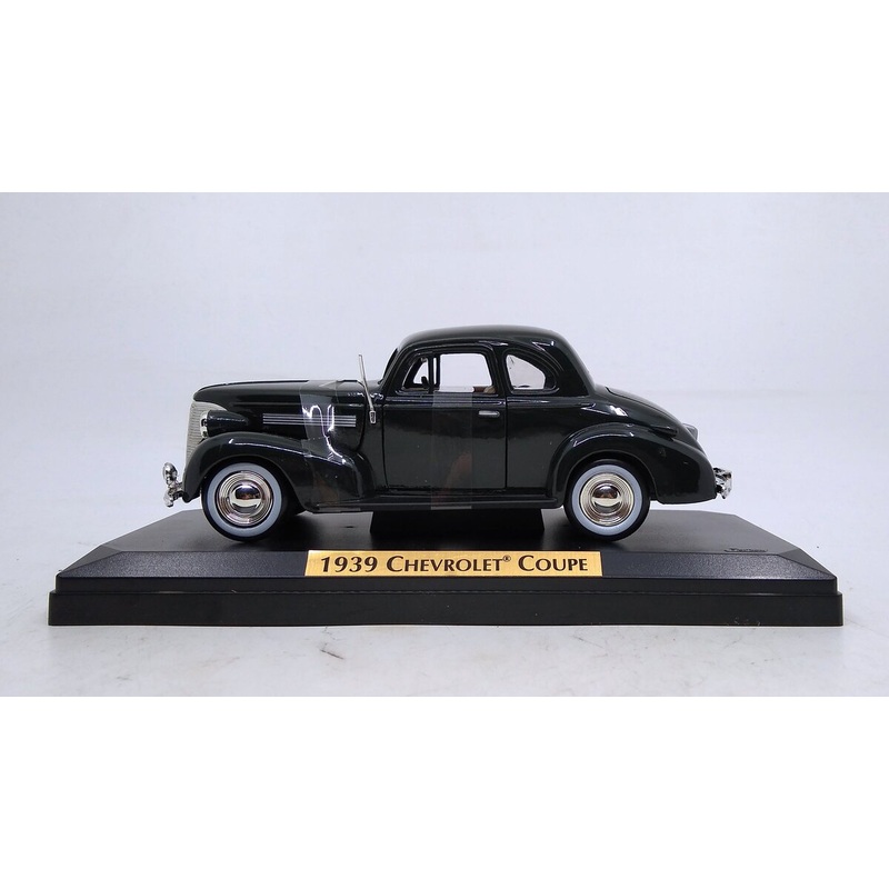 Motor Max 73200AC 1:24 Scale American Classics Green 1939 Chevrolet Coupe