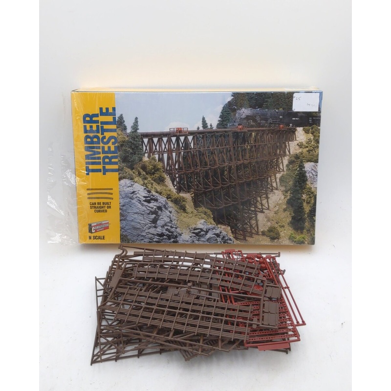 Walthers 933-3217 N Scale 160′ Timber Trestle Structure Kit EX/Box