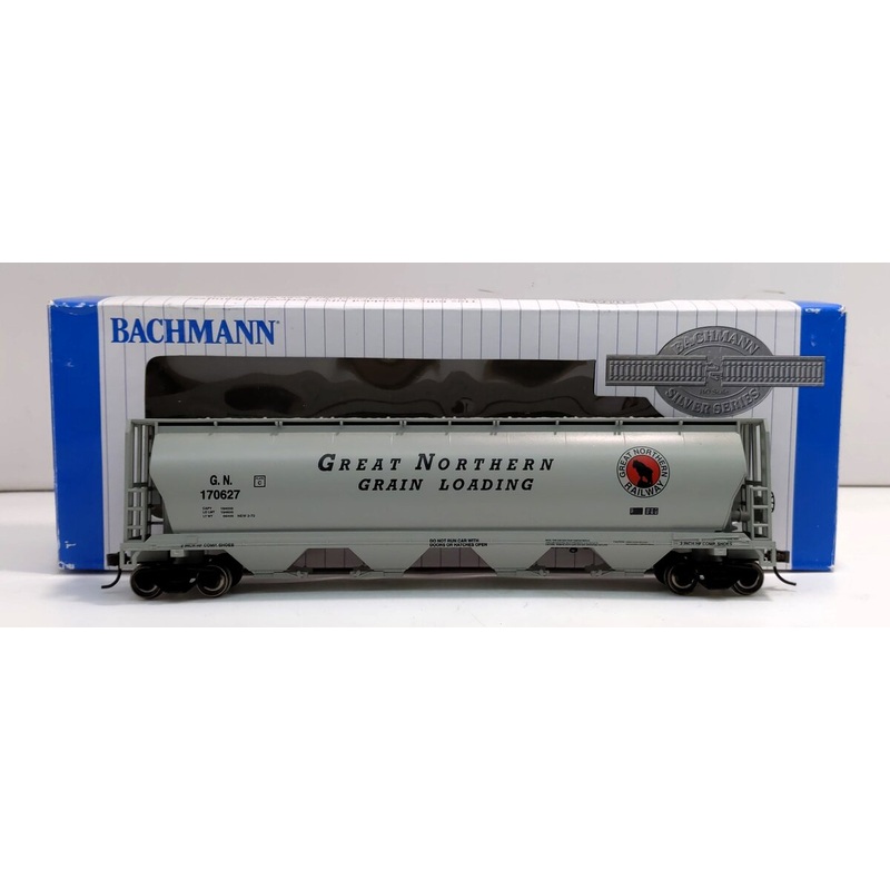 Bachmann 19111 HO Great Northern 4 Bay Cylindrical Grain Hopper LN/Box