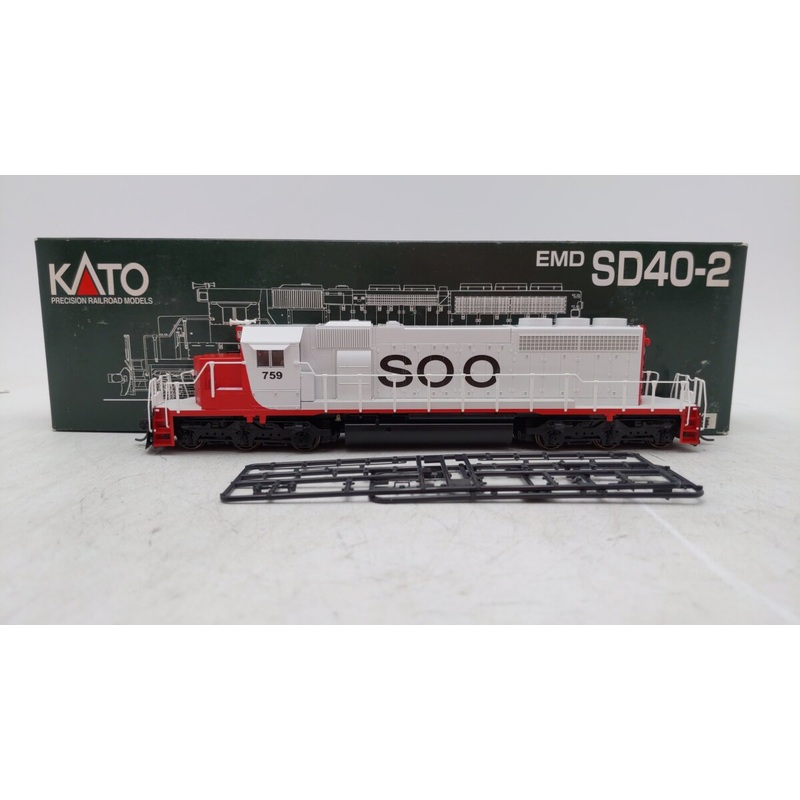 Kato 37-2804 HO SOO Line SD40-2 Diesel Locomotive #759 EX/Box