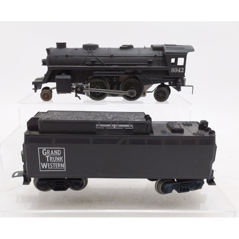 Lionel 6-8042 O Gauge Grand Trunk Western 2-4-2 Steam Locomotive & Tender EX
