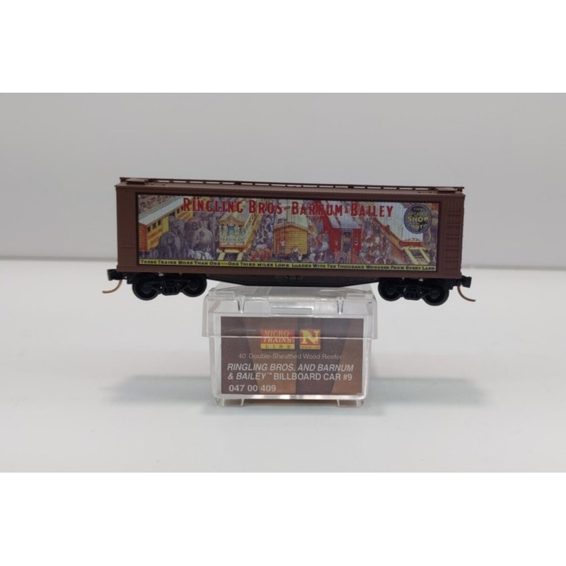 Micro-Trains 04700409 N Ringling Bros 40′ Billboard Wood Reefer Car #9 LN/Box