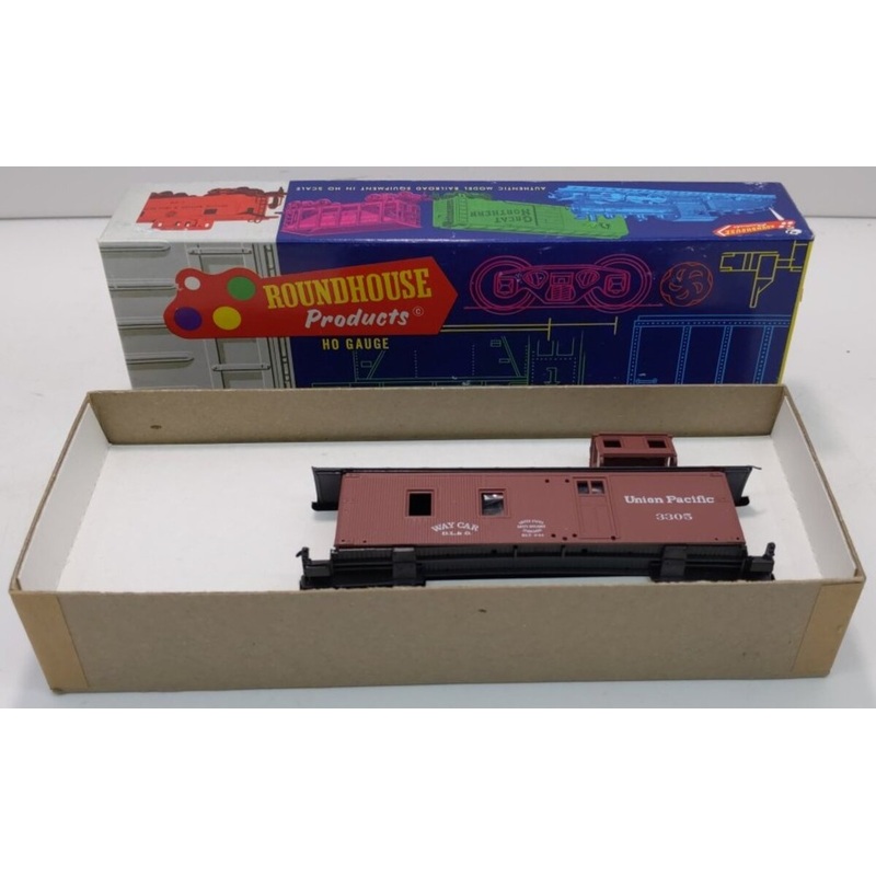 Roundhouse 3401 HO Union Pacific Old Timer Caboose Kit  #3305 EX/Box