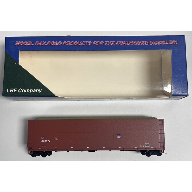 LBF 1003 HO Scale SP/UP 62′ Woodchip Hopper with Woodchip Load # 870027