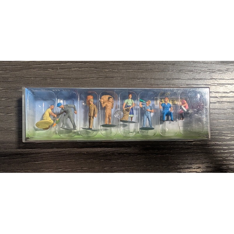 Faller 51008 HO Potato Harvest Farmers Figure Set (Pack of 8)