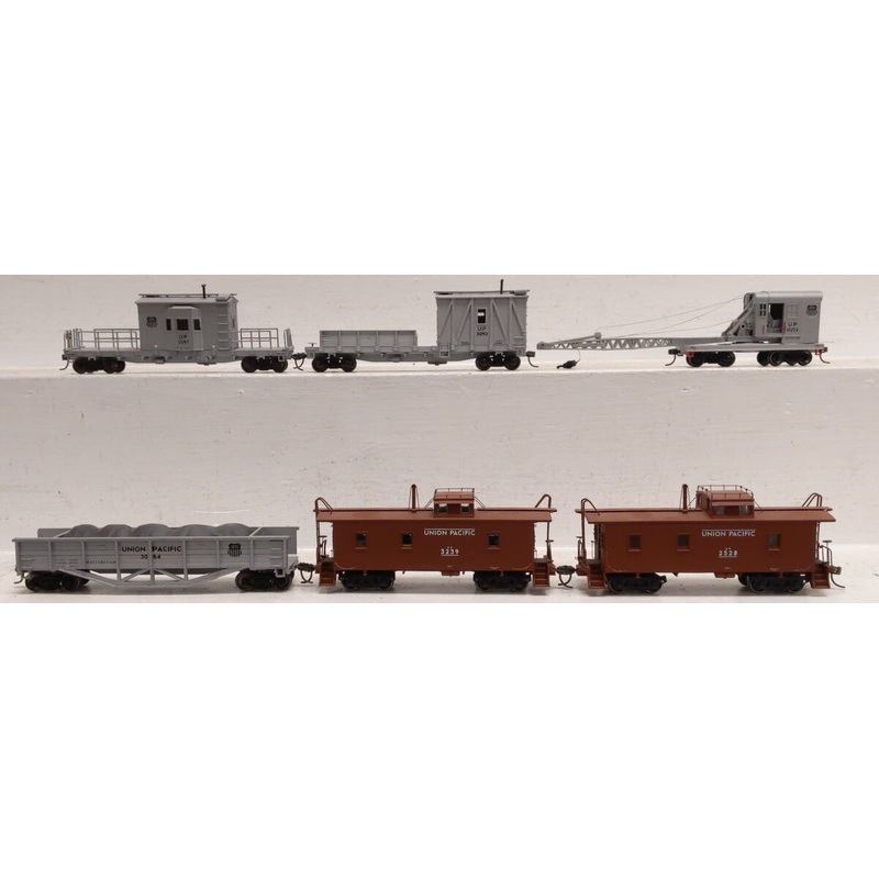 HO Assorted Union Pacific Freight Cars [6] VG