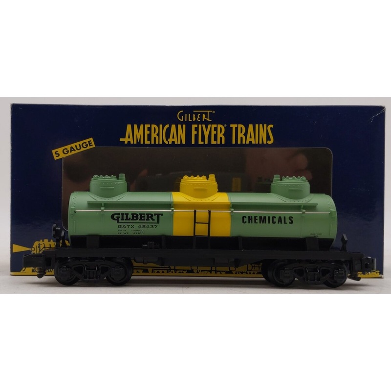 American Flyer 6-48437 S Gauge Gilbert Petroleum Chemicals 3-Dome Tank Car LN/Box