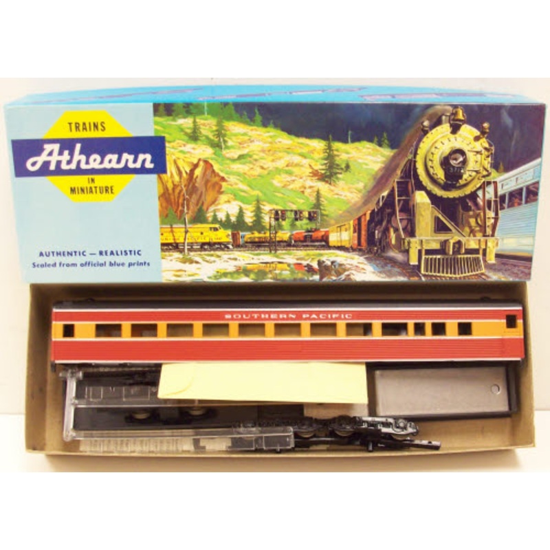 Athearn 1818 HO Scale Southern Pacific Daylight Streamlined Passenger Car Kit EX/Box