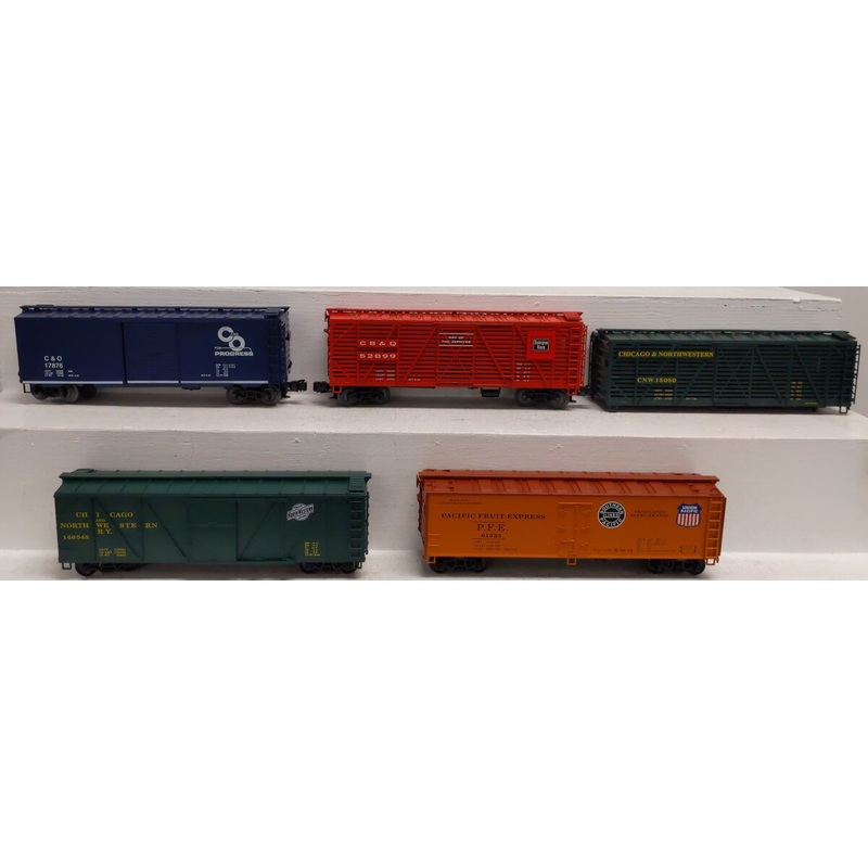 Atlas & Crown Model O Gauge Assorted Boxcars [5] EX