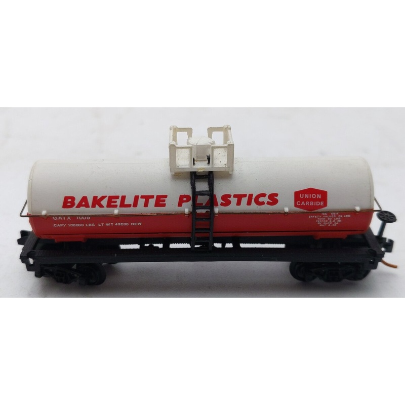 Micro-Trains N Scale Bakerlite Plastics Tank Car #1005 LN