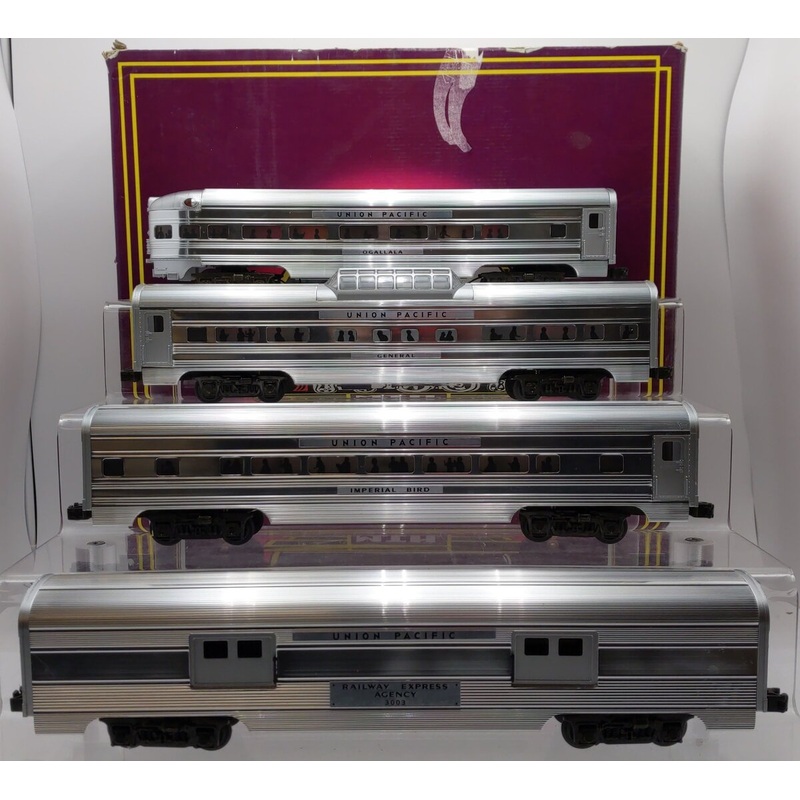 MTH 20-6015 O Union Pacific 60′ Aluminum Passenger Car Set (Set of 4) EX/Box