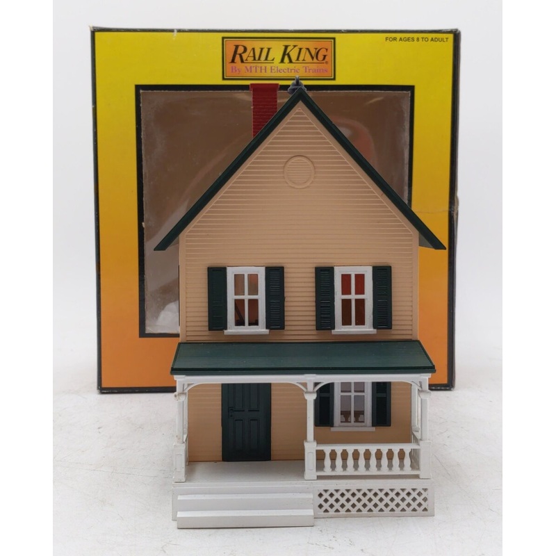 MTH 30-9045 O Assembled Row House W/Porch Cream W/Green Shutters VG/Box