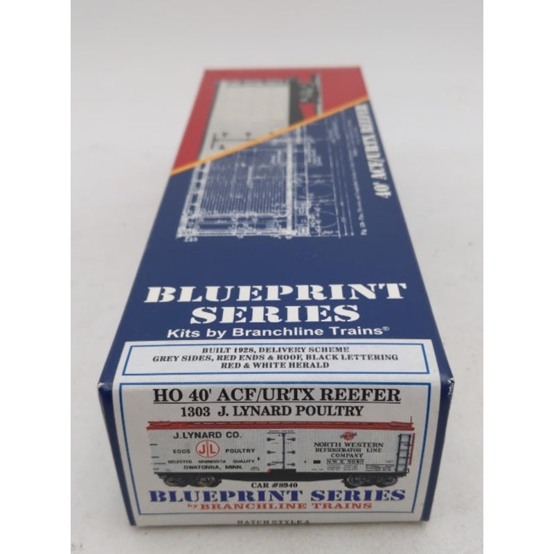 Branchline 1303 HO Scale 40′ ACF/URTX Reefer J. Lynard Poultry Car Kit