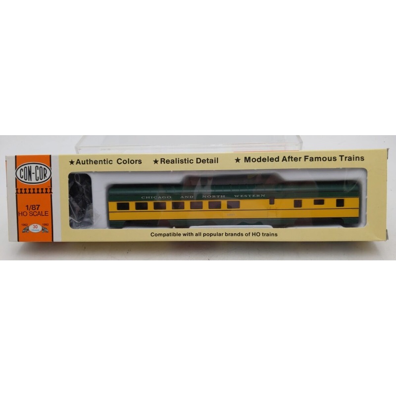 Con-Cor 0001-001016 HO 72′ Diner Chicago & North Western Passenger Car Kit