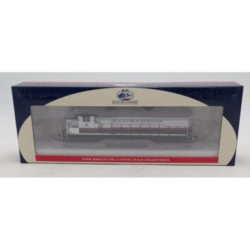 Athearn 99272 HO Scale Rocky Mountaineer GP 40-2 Diesel Locomotive #8016 MT/Box