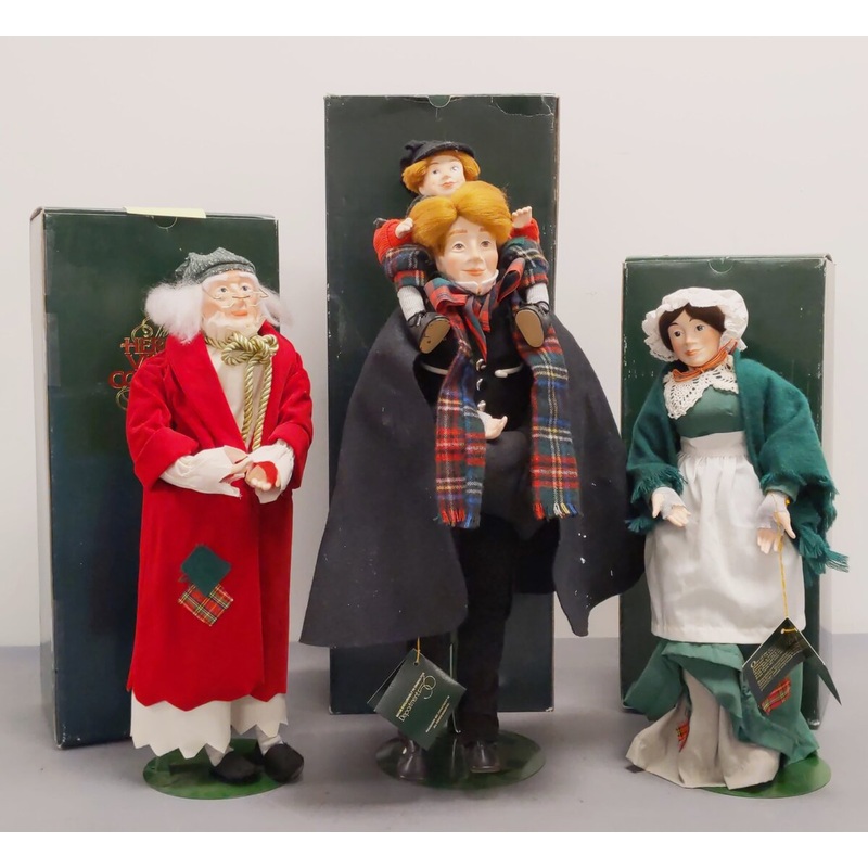 Dept 56 5907-2 Dicken’s A Christmas Carol: Scrooge, The Cratchits, & Tiny Tim EX/Box