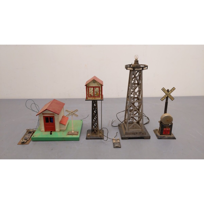 Marx & Lionel Vintage O Assorted Accessories: 413A, 0446, 145, 418 [4] VG