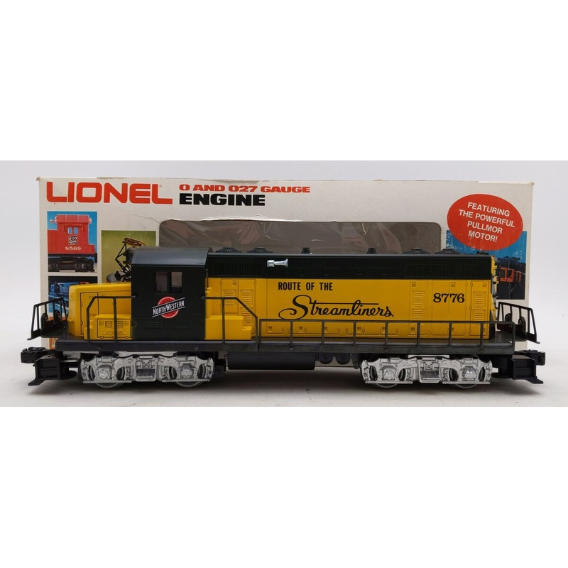 Lionel 6-8776 O Chicago & Northwestern GP20 Powered Diesel Locomotive EX/Box