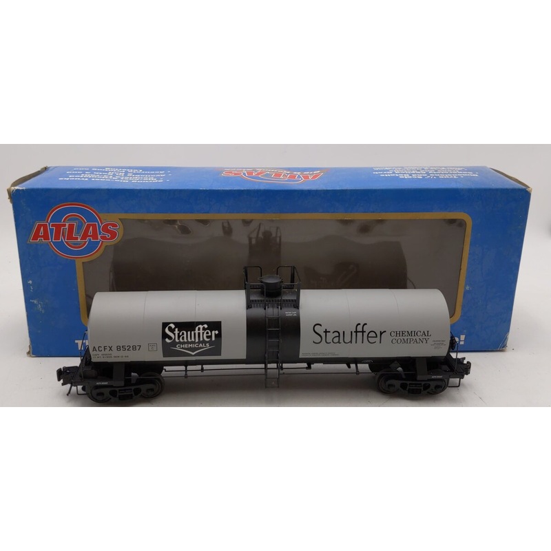 Atlas 8256-4 O Scale American Car & Foundry 17,360 Gallon Tank Car [3 Rail] EX/Box