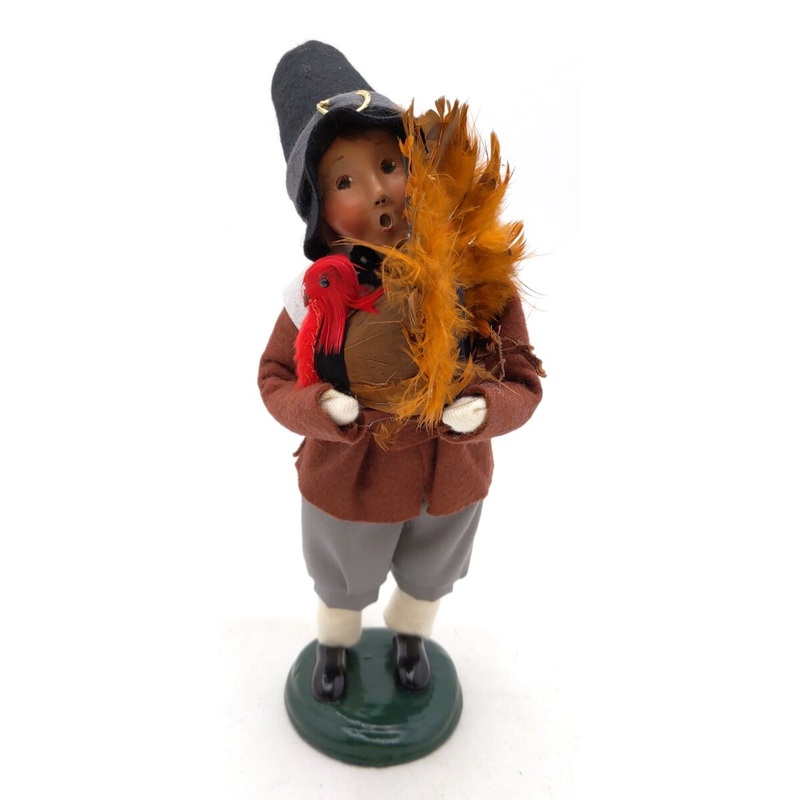 Byers’ Choice Pilgrim Boy with Turkey LN