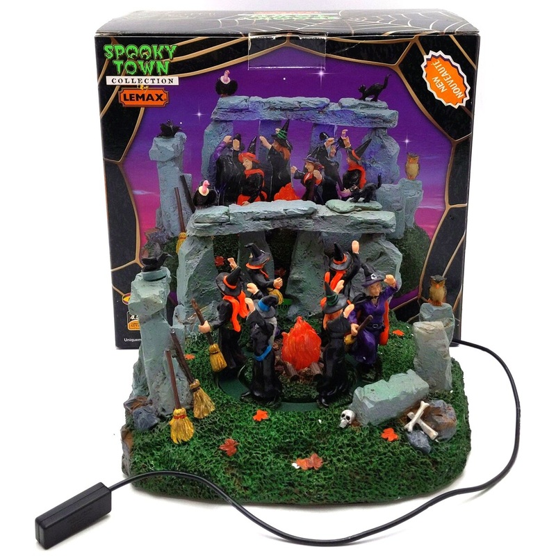 Lemax 74596 Spooky Town Witches’ Coven Table Accent LN/Box