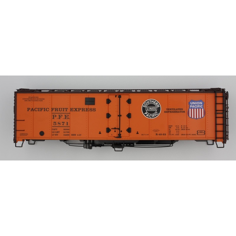 Lionel 83547-2 #5871 Pacific Fruit Express Steel-Sided Reefer Body