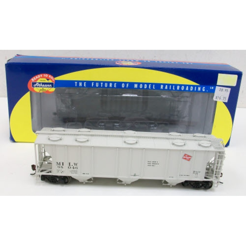 Athearn 93740 HO Scale Milwaukee Way PS 2893 Covered Hopper #98046 NIB