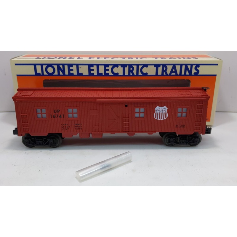 Lionel 6-16741 O Gauge Union Pacific Illuminated Bunk Car EX/Box