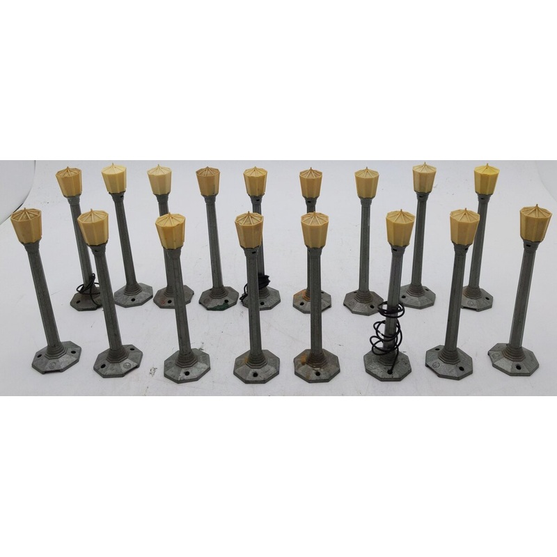 Lionel 71 Vintage O Die-Cast Lamp Post [17] EX