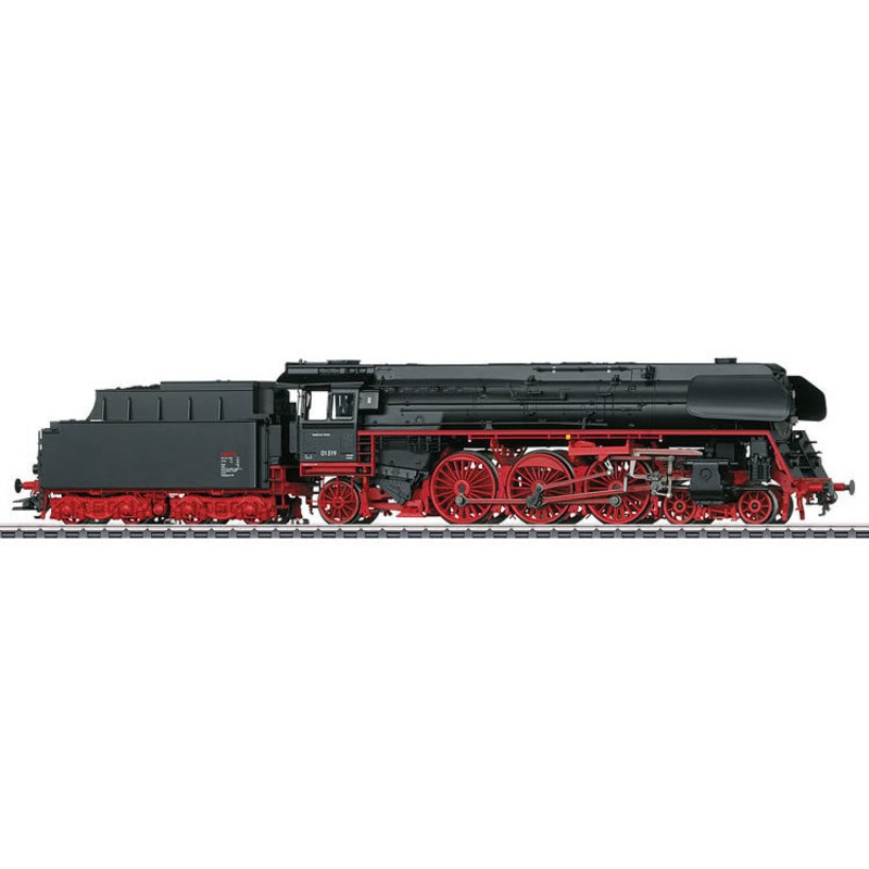 Marklin 39207 HO Class 01.5 Steam Express Locomotive with a Tender LN/Box