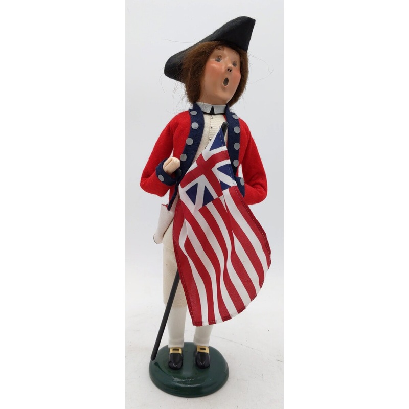 Byers’ Choice Williamsburg 2002 Colonial Soldier w/ Flag LN