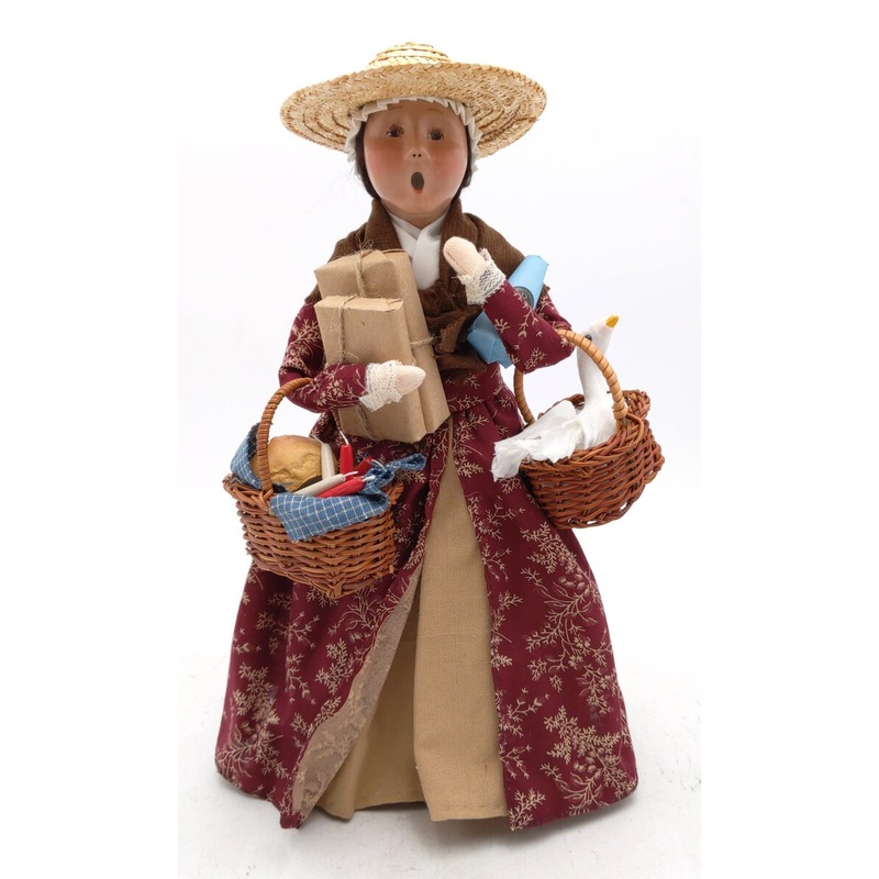 Byers’ Choice Williamsburg 2003 Colonial Shopper Woman w/Baskets & Packages LN