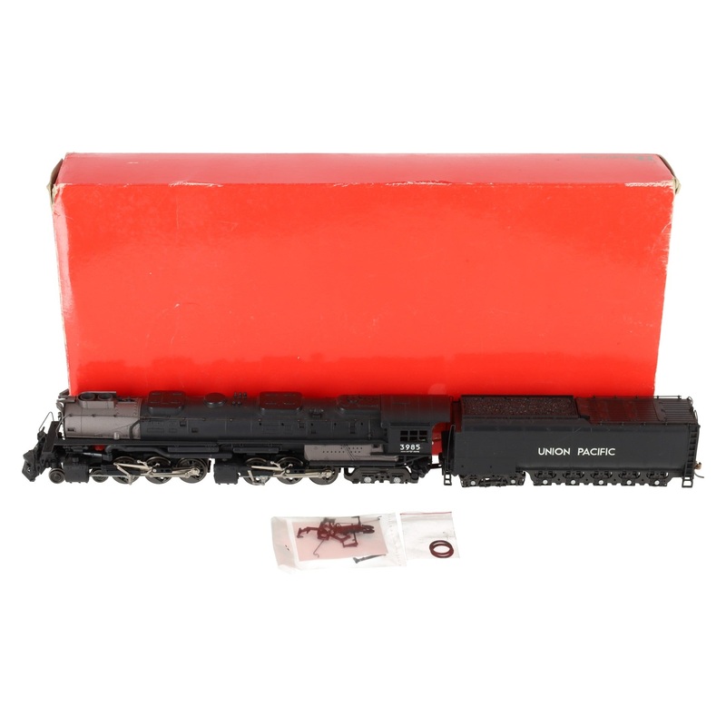Rivarossi 1596 HO Union Pacific 4-6-6-4 Challenger Loco #3985 w/DCC – Custom EX/Box
