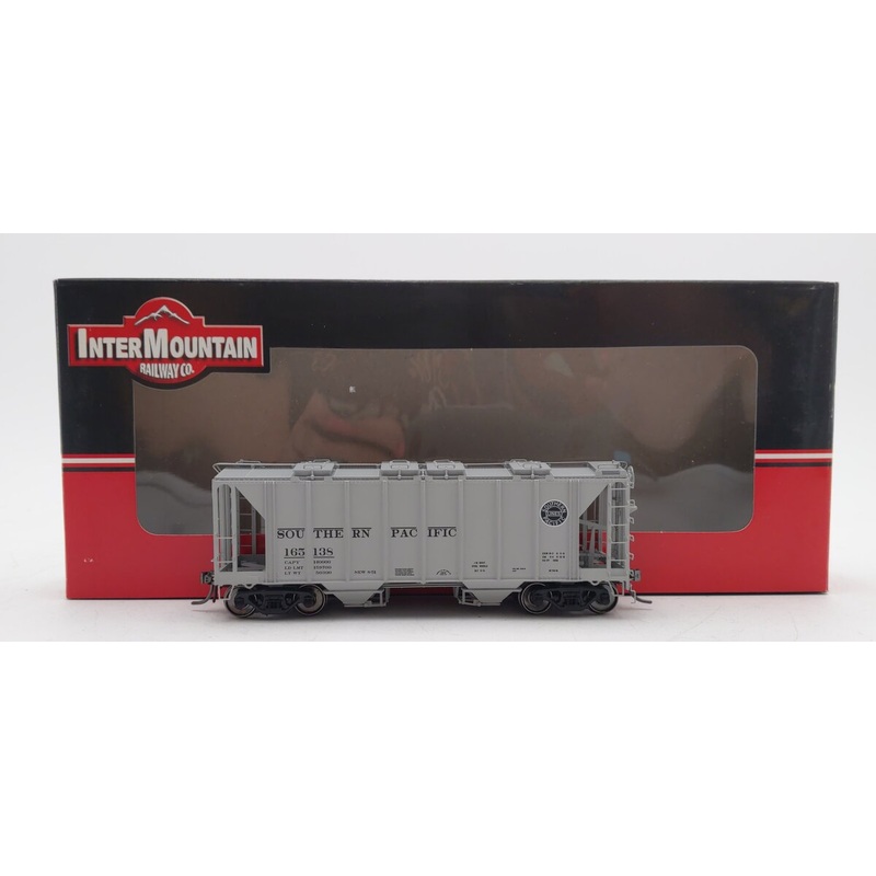 InterMountain 48676-11 HO Scale Southern Pacific 1958 2-Bay Hopper #165138 EX/Box