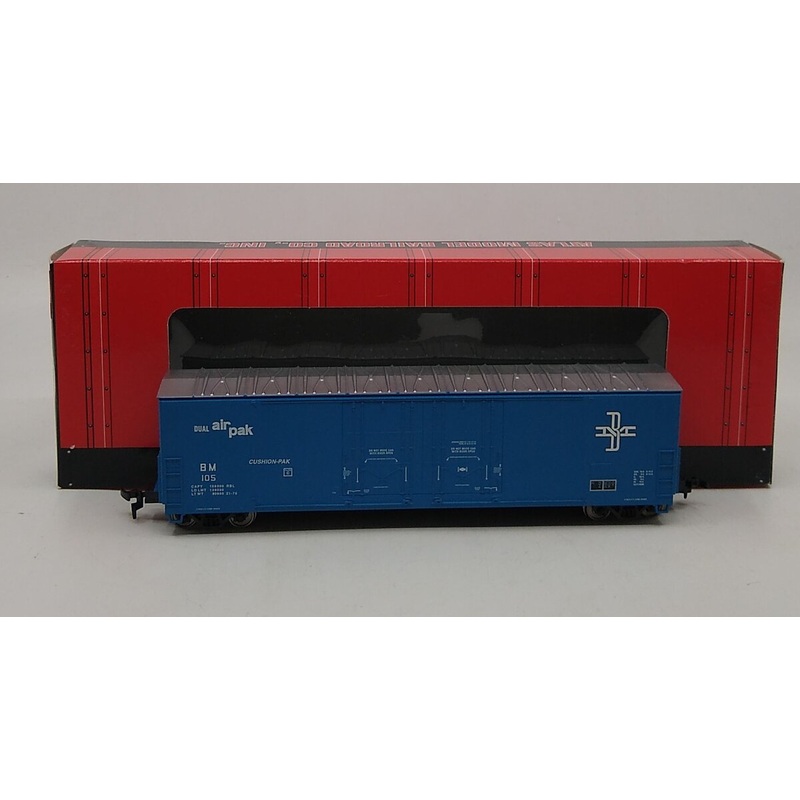 Atlas 1755-1 HO Scale Boston & Maine Box Car # 105 LN/Box
