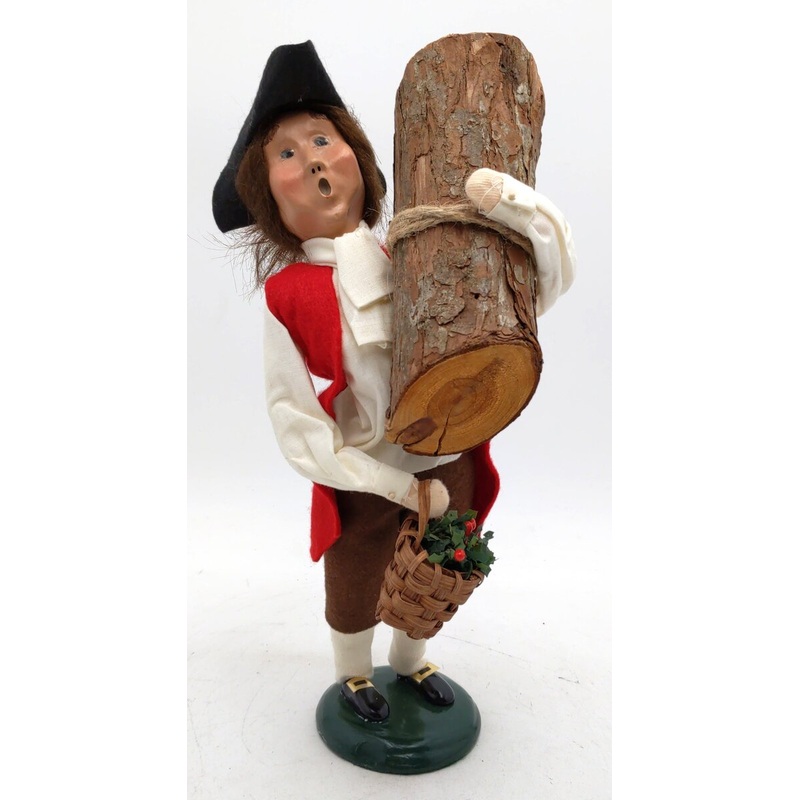 Byers’ Choice Williamsburg 2000 Colonial Man w/Log & Mistletoe EX