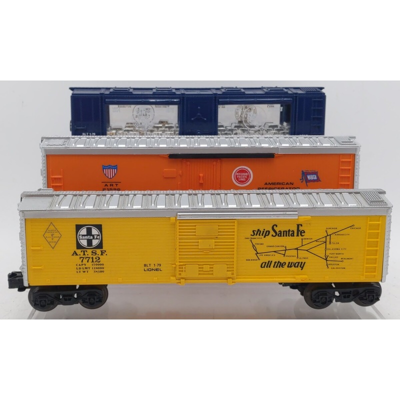 Lionel 6-9319 Assortment of Box Cars [3], 6-9319, 6-21596, 6-7712 EX