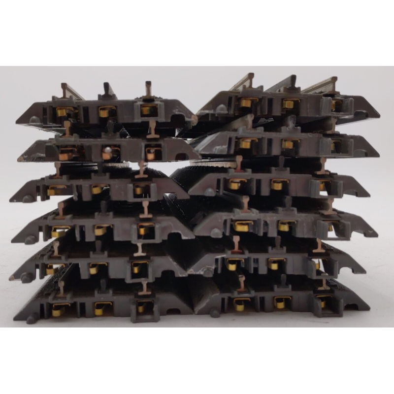 MTH 40-1001 RealTrax 10 Straight Track Section With Solid Rails (12) EX