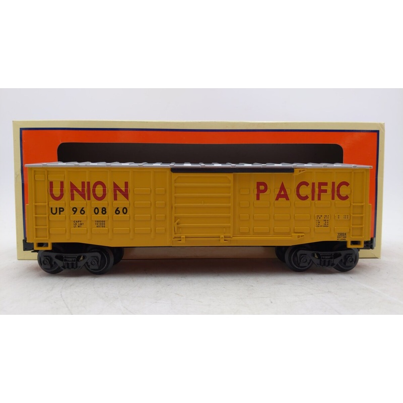 Lionel 6-15024 Union Pacific Waffle Boxcar EX/Box