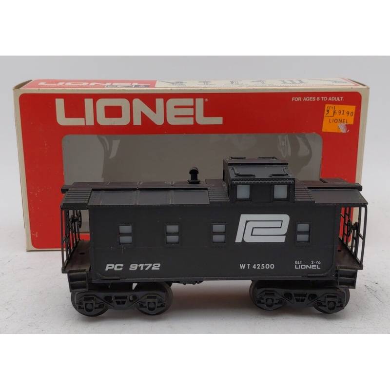Lionel 6-9172 O Gauge Penn Central Lighted Caboose EX/Box