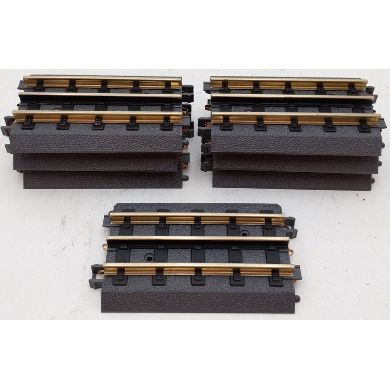 MTH 40-1017 RealTrax 4.25 Track Section (Hollow Track) [7] EX