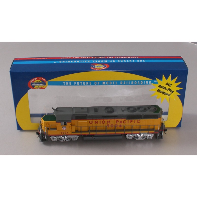 Athearn 94725 HO Scale Union Pacific GP40X Diesel #9004 W/DCC MT/Box