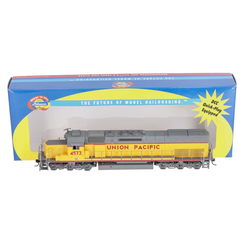 Athearn 95115 HO Scale Union Pacific SD40T-2 Diesel Locomotive #4573 MT/Box