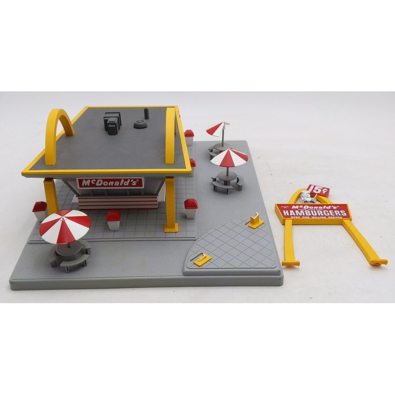 MTH 30-9034 O McDonald’s Original Restaurant Building VG