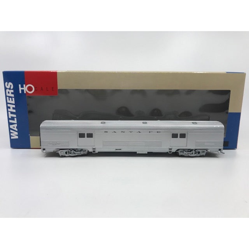 Walthers 932-6405 HO Santa Fe 73′ Budd Streamlined Baggage Car LN/Box