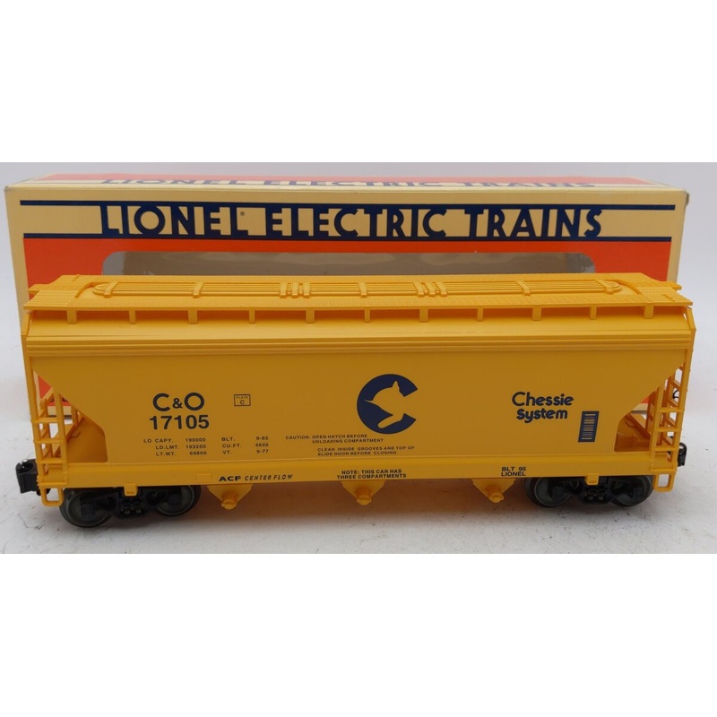 Lionel 6-17105 O Gauge Chesapeake & Ohio ACF 3-Bay Covered Hopper LN/Box