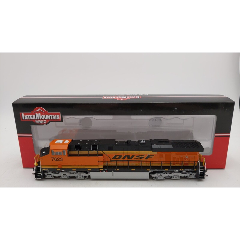 InterMountain 49727S-03 HO Scale ES44DC Diesel Locomotive #7623 W/DCC LN/Box