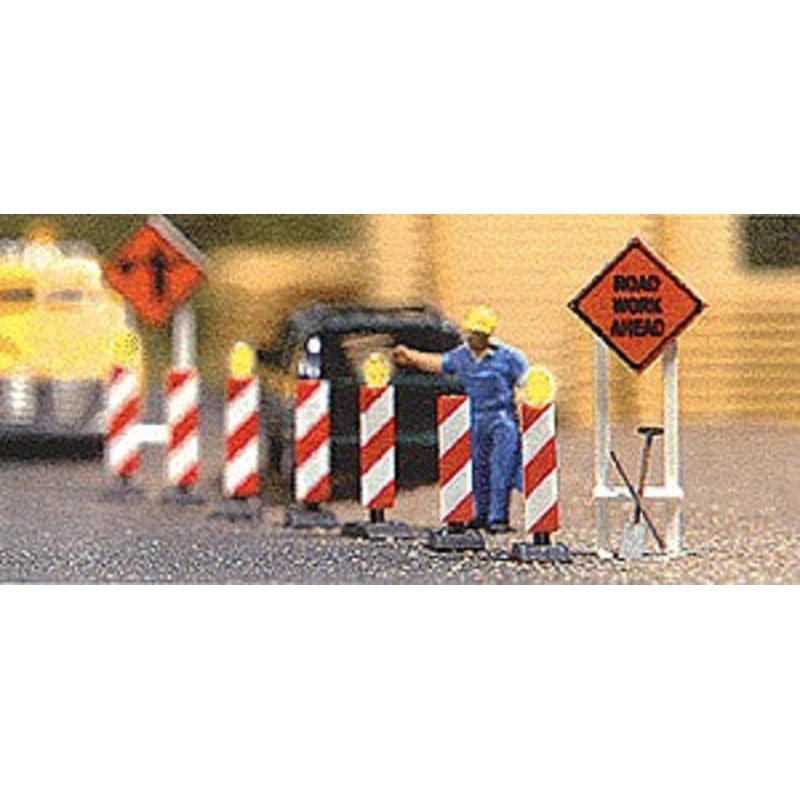 Busch 9730 HO Scale Construction Site Blinkers (Set of 7)