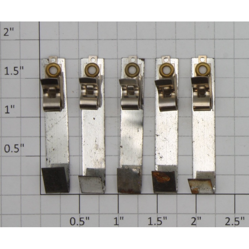 Gargraves 910-1 O Gauge Center Rail Fahnestock Track Power Connectors (Bag of 5)