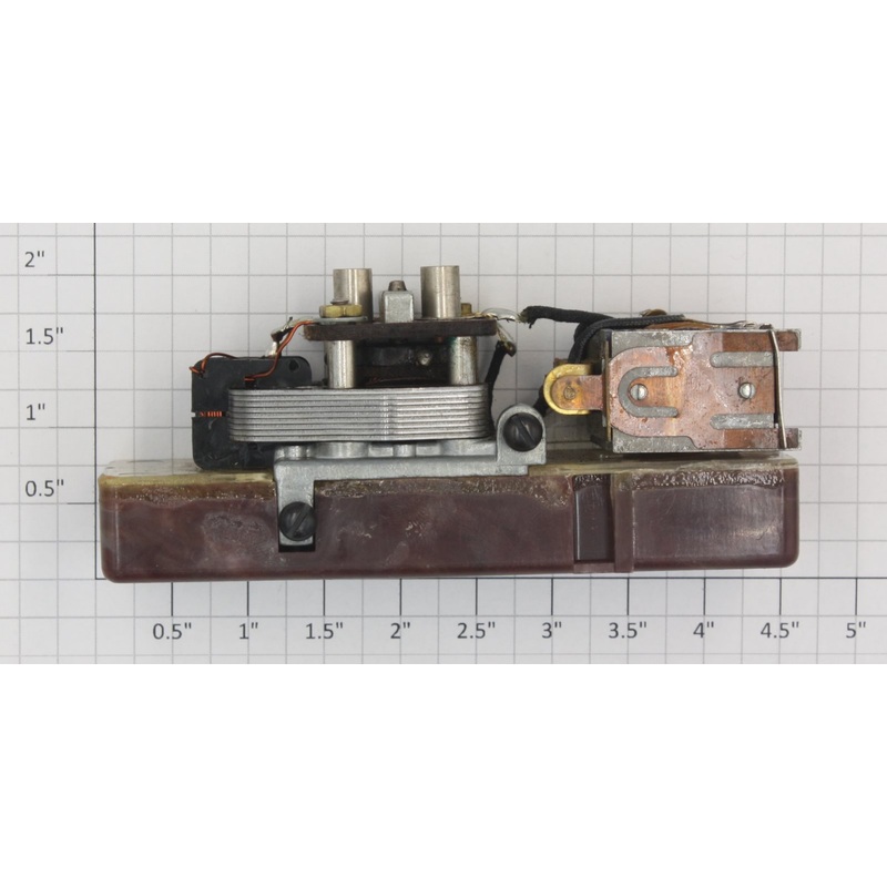 Lionel WS-125 Operating Whistle Complete with Relay